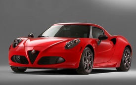 Alfa Romeo 4C Launch Edition – Cao cấp hơn, đắt hơn