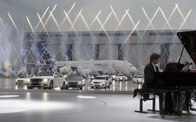 Màn ra mắt "đẳng cấp" của Mercedes-Benz S-Class thế hệ mới