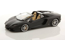 “Hàng nhái” Lamborghini Urus và Aventador Roadster chính thức xuất xưởng