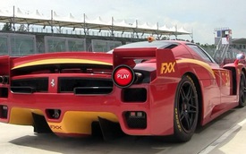 Những âm thanh đầy phấn khích của Ferrari FXX Evoluzione