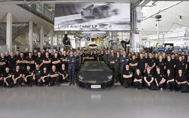 Lamborghini xuất xưởng chiếc Aventador LP700-4 thứ 2.000
