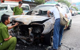 Tp. HCM: Trên đường ra sân bay, Taxi bốc cháy rừng rực