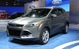 Đang khoe Escape tại triển lãm, Ford vẫn phải thu hồi vì lỗi quá nhiệt