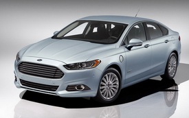 Ford Fusion Energi – Xe hơi tiêu thụ 2,35 lít xăng/100km