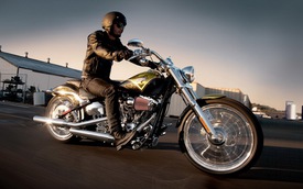 Harley-Davidson CVO Breakout 2013 - thành viên cuối của bộ tứ siêu đẳng