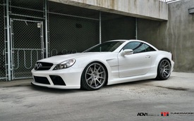 Diện mạo mới, la-zăng mới cho Mercedes-Benz SL63 AMG