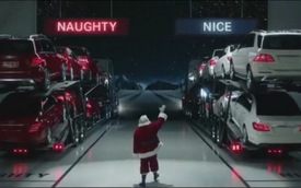 Video: Quà Giáng sinh đến từ Mercedes-AMG