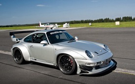 Mcchip độ lại “xế cũ” Porsche 911 GT2