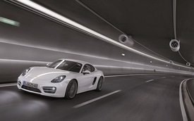 Video: Porsche Cayman 2014 - đẳng cấp đi đôi tốc độ