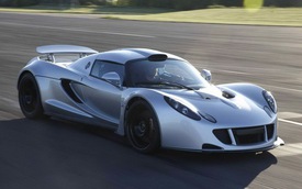 Video: Tên lửa bánh lốp Venom GT