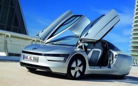 Volkswagen XL1: Chỉ cần 0,9 lít xăng để đi 100 km
