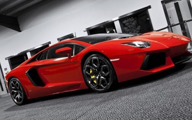 Lamborghini Aventador: Sang hơn, độc hơn với bản độ của Kahn Design
