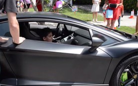 Cậu nhóc dạo chơi bằng Lamborghini Aventador trong ngày sinh nhật
