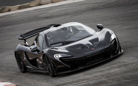 McLaren lại khoe khả năng vận hành của P1