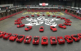 Màn kỷ niệm hoành tráng của Ferrari tại Hồng Kông