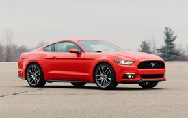 Ford Mustang thế hệ mới hiện nguyên hình trước giờ G