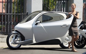 LIT Motors C1: Ô tô hai bánh