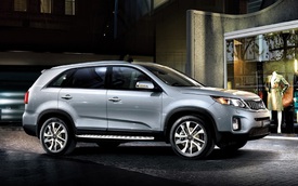 Kia Sorento giá chỉ từ 769 triệu đồng - SUV 7 chỗ ‘ngon bổ rẻ’ trong tháng 7