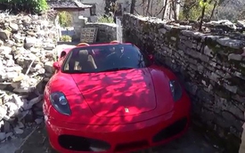 Siêu xe Ferrari F430 Spider cũng có khả năng off-road