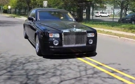 Rolls-Royce Phantom "nát" có giá rẻ bất ngờ