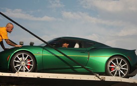 Cựu chủ tịch GM bán Lotus Evora S "thửa riêng"