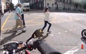 Video: Rồ ga dọa người sang đường