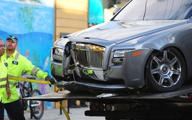 Rolls-Royce Ghost của ngôi sao nhạc Rap bị bắn thủng