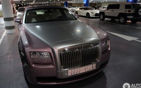 Rolls-Royce Ghost màu hồng độc nhất vô nhị