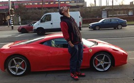 DJ người Hà Lan liên tục sắm hai chiếc Ferrari 458 Italia