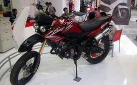 Honda CB150R Streetfire phong cách xe địa hình độc đáo