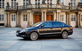 Tân tổng thống Séc dùng limousine "nội" sang trọng