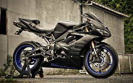 Triumph Daytona 675 được bổ sung hàng loạt phụ kiện carbon