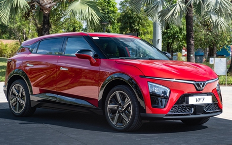 Điểm mặt loạt SUV quốc dân thế hệ mới tại Việt Nam: Toàn xe đứng top đầu doanh số, bộ đôi VinFast vừa ẵm về 4 giải thưởng lớn