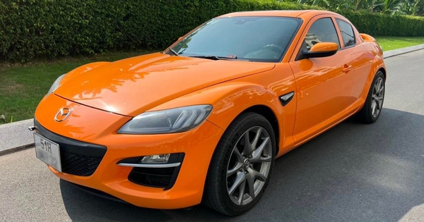 This 800 million VND Mazda can drift ‘on fire’, take his wife to the market and not get hit