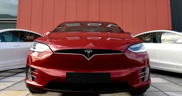 Xe điện Tesla của tỷ phú Elon Musk có gì mà được dự đoán sẽ 'thông minh' hơn cả con người?