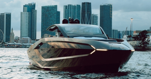 Cận cảnh siêu du thuyền Tecomar Lamborghini 63 4.000 mã lực