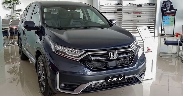 Nhiều ô tô giảm giá trong tháng 9: Honda CR-V ưu đãi gần 120 triệu đồng