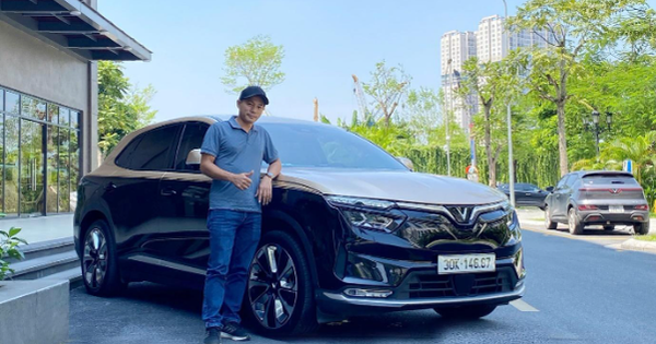 Sử dụng 2 đời VinFast VF 8, chủ xe chia sẻ: "Sang trọng, mạnh như xe ...