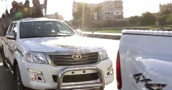 Toyota hilux isis