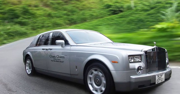 Rolls Royce Phantom Extended Wheelbase  Brown Dragon  
