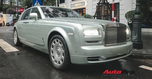 RollsRoyce Phantom  22 Tháng năm 2023  Autogespot