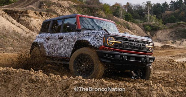 Khi người Việt còn đang ngóng chờ Ford Bronco thì phiên bản Raptor cùng ...
