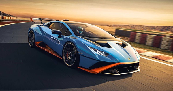 Lamborghini launches a new supercar right this month