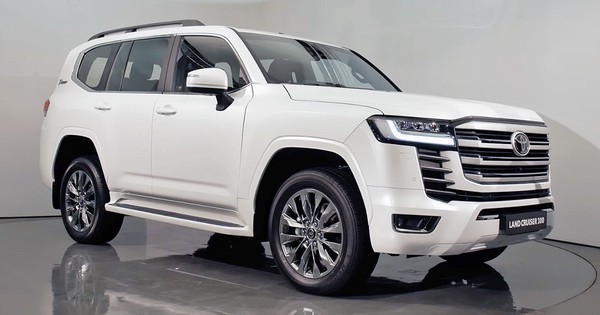 Ra mắt Toyota Land Cruiser 2022 tại Việt Nam: Giá 4,06 tỷ đồng, bạt ngàn trang bị mới, không chỉ là nồi đồng cối đá cho giới đại gia - Vimarsana News