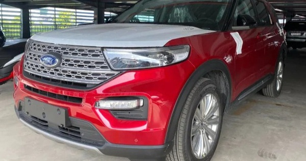 Ford Explorer was forced to hand over without important equipment, the dealer announced that it would… install later