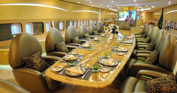 “Stunned” with aircraft interiors like a palace inlaid with gold, rich people spend billions just to enjoy for 1 hour