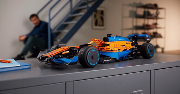 Want to own and manually ‘customize’ the F1 McLaren racing car, this can be the solution for Vietnamese players