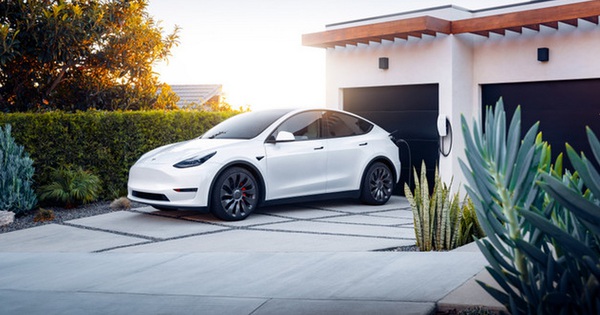 Tesla sells more than 3,400 cars a day in early 2022 despite increasing car prices