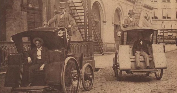 Why were electric cars popular a century ago and then disappeared?