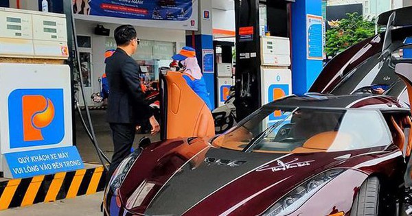 Gasoline prices set a record, this is the amount of money Vietnamese giants have to pay to fill the tanks of the most ‘hot’ SUVs and supercars in the market.